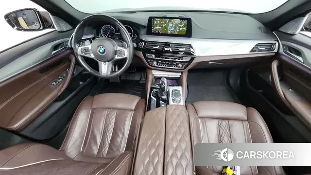 BMW 5 Series (G30) id 3531297 из Кореи 17