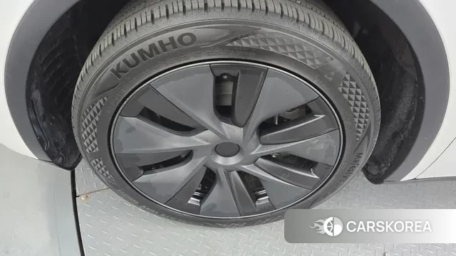 Tesla Model Y id 3431367 из Кореи 17