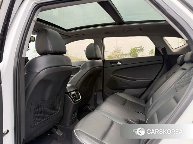 Hyundai Tucson id 4242242 из Китая 7