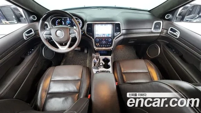 Jeep Grand Cherokee id 2946450 из Кореи 17