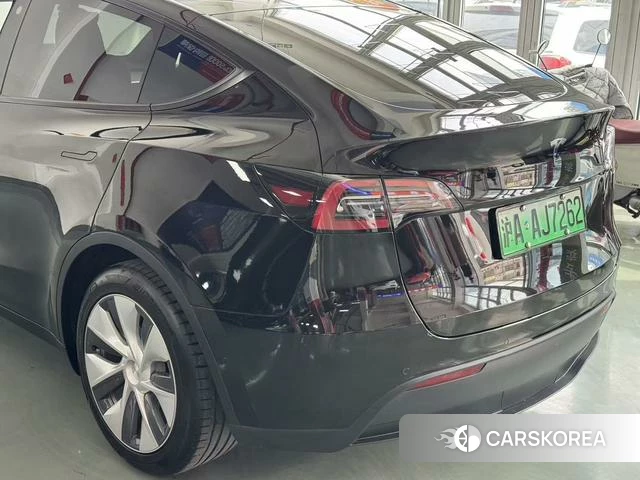 Tesla Model Y id 3901855 из Китая 10