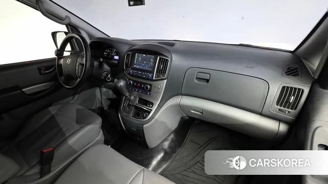 Hyundai The New Grand Starex id 3828838 из Кореи 17