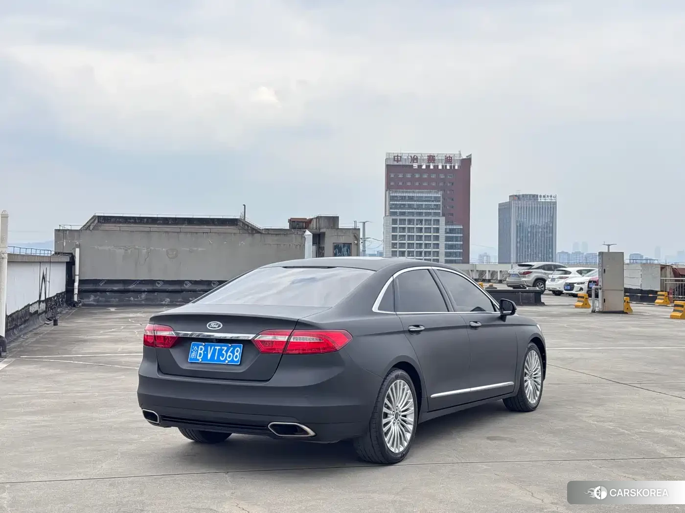 Ford Taurus id 4570801 из Китая 13
