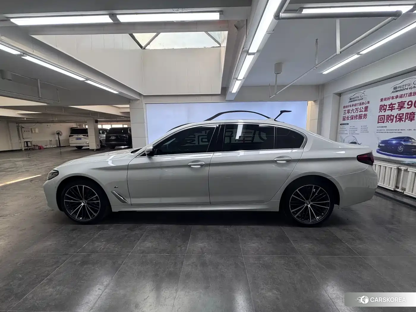 BMW 5 series id 4679781 из Китая 14