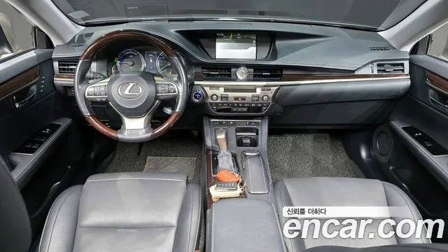 Lexus New ES300h id 2860577 из Кореи 17