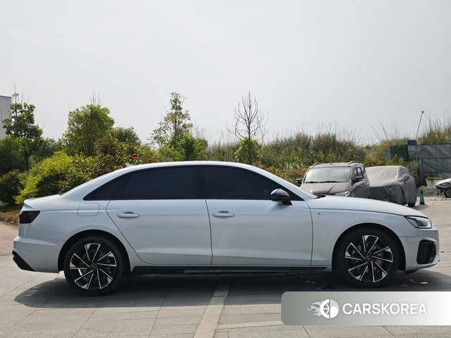 Audi A4L id 4306900 из Китая 8