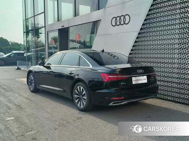 Audi A6L id 4260487 из Китая 7