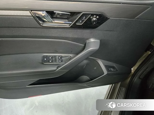 Volkswagen Passat id 4219227 из Китая 12