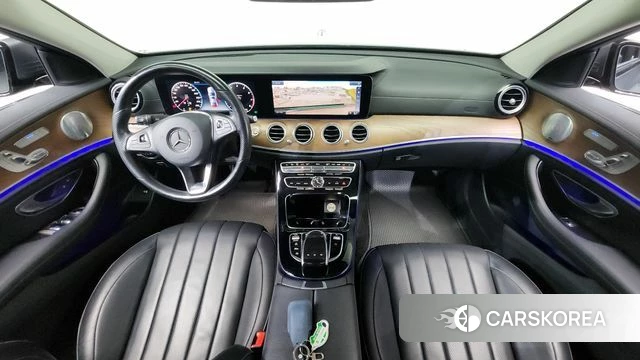 Mercedes-Benz E-Class W213 id 4605396 из Кореи 33