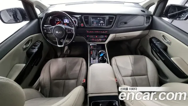 Kia The New Carnival id 2470247 из Кореи 17