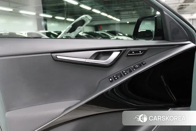 Kia Di Ol Nu Niro id 3416192 из Кореи 17