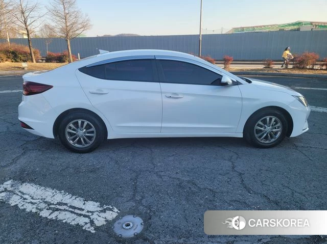 Hyundai The New Avante AD id 3792043 из Кореи 17