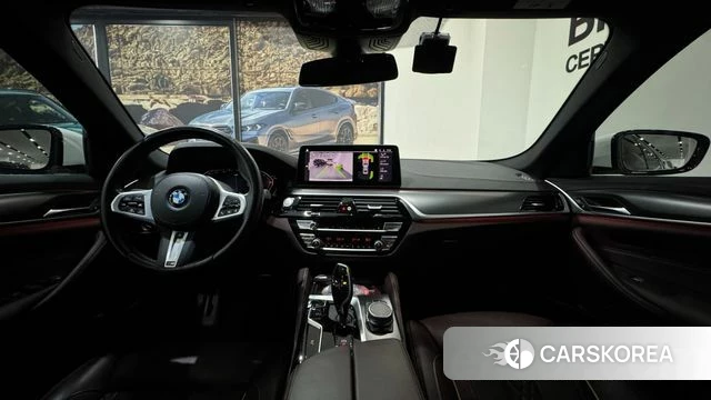 BMW 5 Series (G30) id 4408988 из Кореи 17