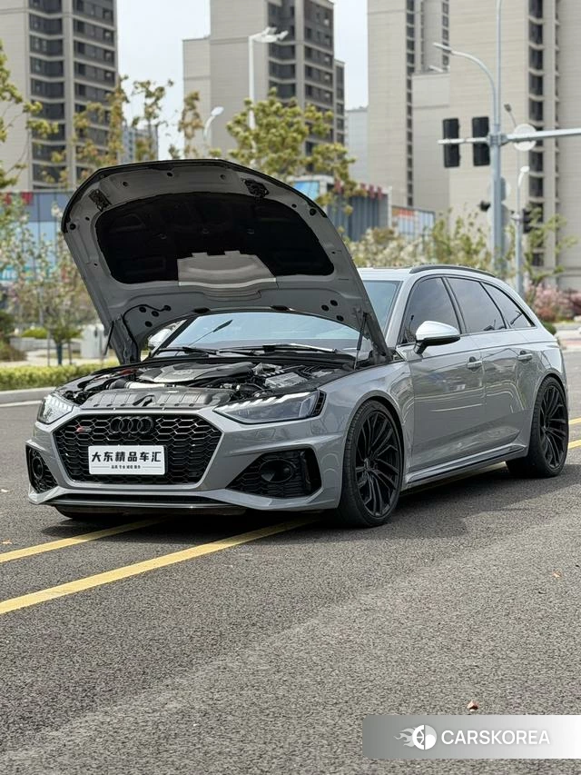 Audi RS 4 id 3908198 из Китая 18