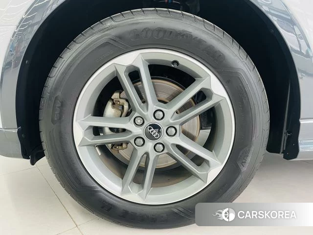Audi Q3 id 4235987 из Китая 13
