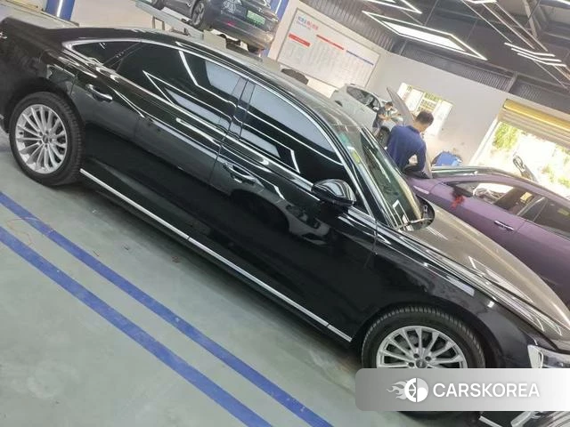 Audi A8 id 4242152 из Китая 7