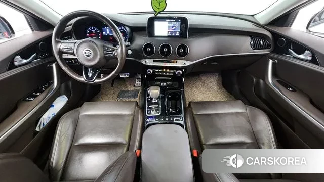 Kia Stinger id 3060904 из Кореи 17