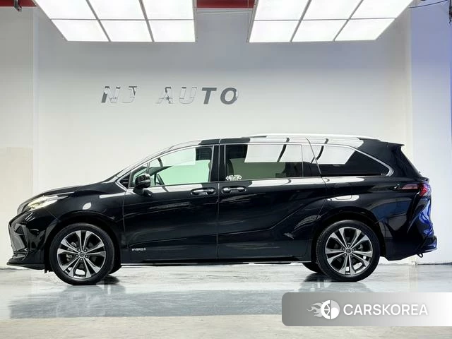 Toyota Grevia id 4190407 из Китая 9