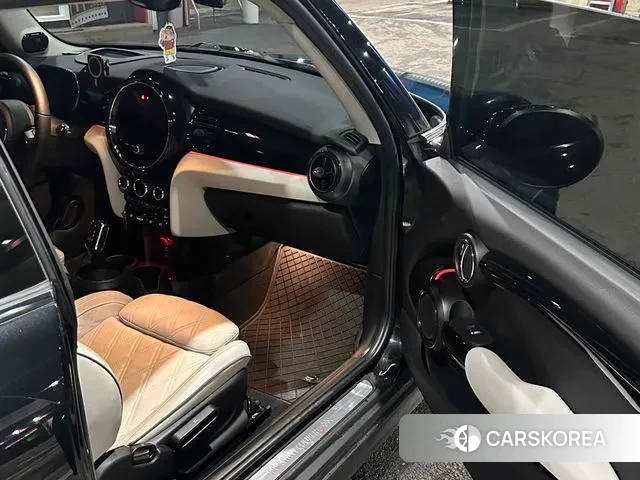 Mini Cooper S id 3338850 из Кореи 9