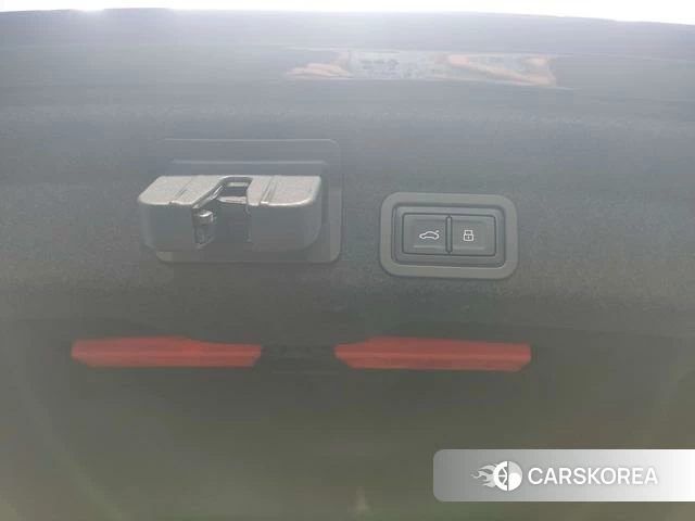 Audi A6L id 4274177 из Китая 29