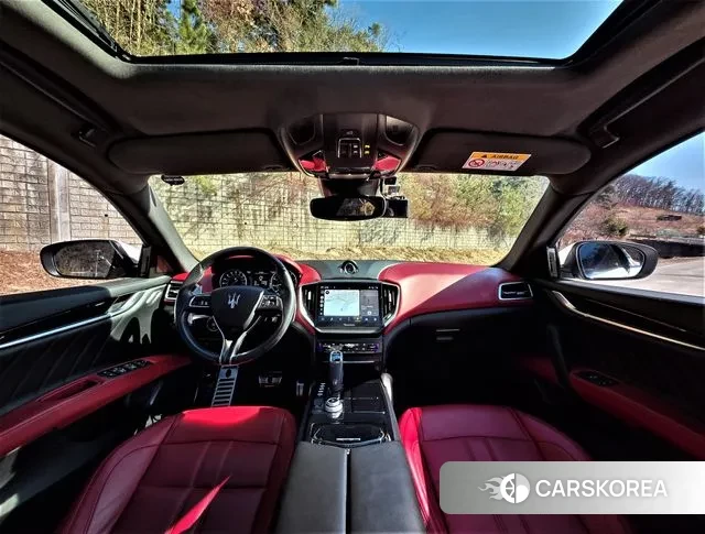 Maserati Ghibli id 3671187 из Кореи 17