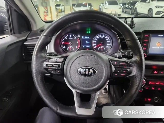 Kia Stonic id 3692950 из Кореи 17