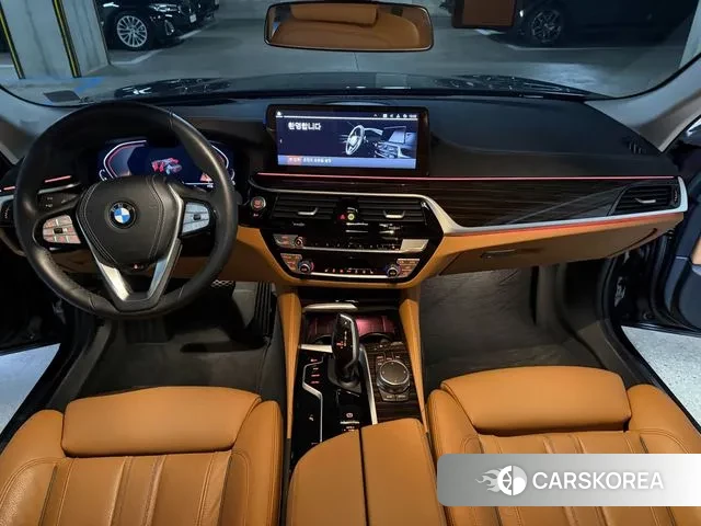 BMW 5 Series (G30) id 3555608 из Кореи 17