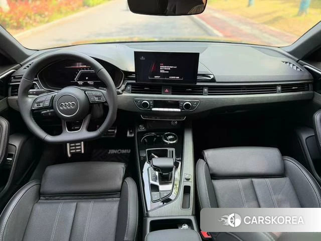 Audi A4L id 4260735 из Китая 7
