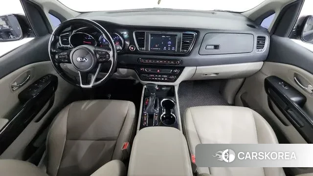 Kia The New Carnival id 3552763 из Кореи 17