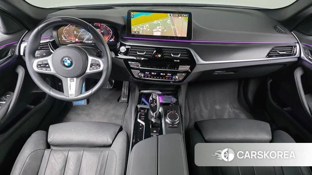 BMW 5 Series (G30) id 4308820 из Кореи 31