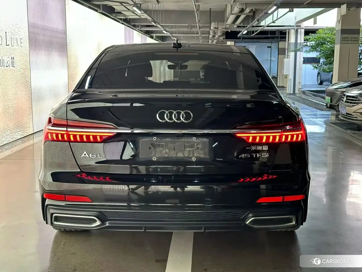 Audi A6L id 4680708 из Китая 7