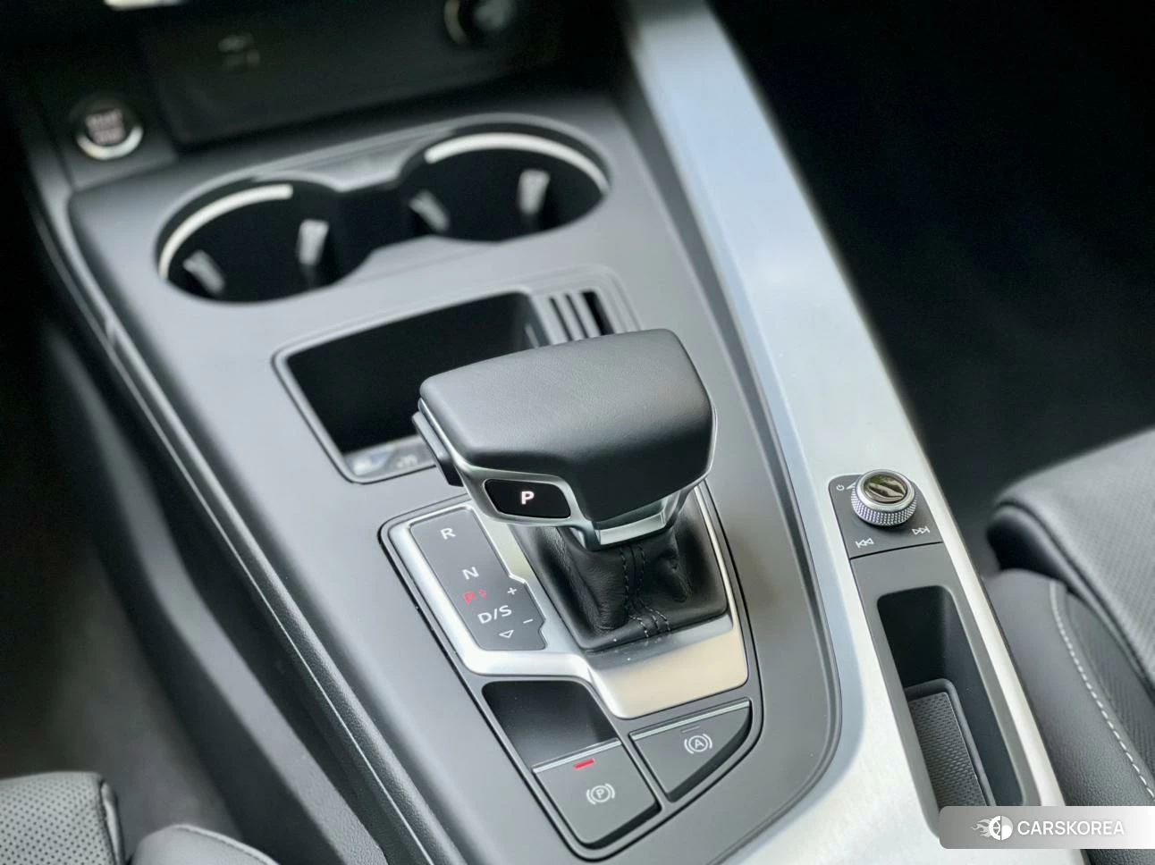 Audi A4L id 4510629 из Китая 21