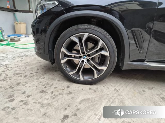 BMW X5 (G05) id 3864934 из Кореи 13