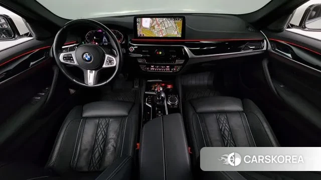 BMW 5 Series (G30) id 3058490 из Кореи 17