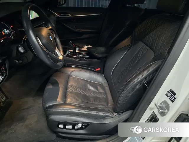 BMW 5 Series (G30) id 3754742 из Кореи 7