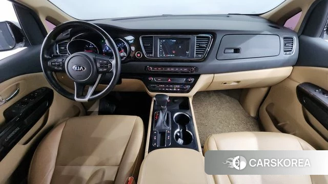 Kia The New Carnival id 4188541 из Кореи 29