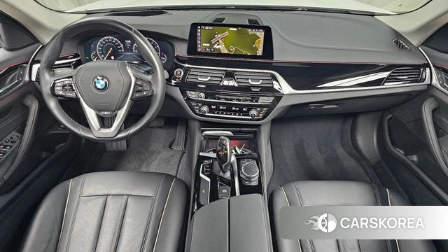 BMW 5 Series (G30) id 4693748 из Кореи 27