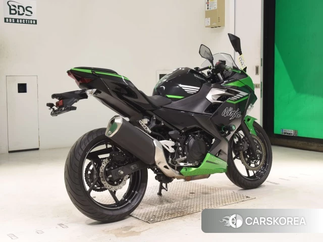 Kawasaki NINJA 400 2024 из Японии, фото 3