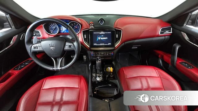 Maserati Ghibli id 4721896 из Кореи 29