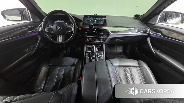 BMW 5 Series (G30) id 4895632 из Кореи 32