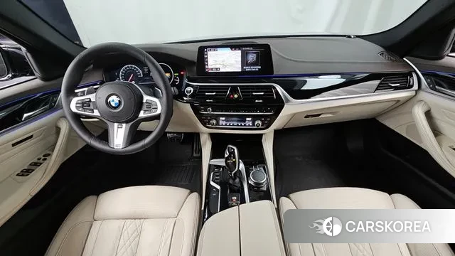 BMW 5 Series (G30) id 3636367 из Кореи 17