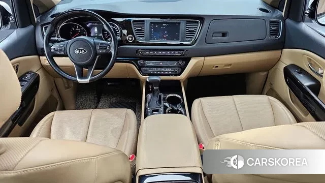 Kia The New Carnival id 3677106 из Кореи 17