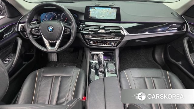 BMW 5 Series (G30) id 4331620 из Кореи 17