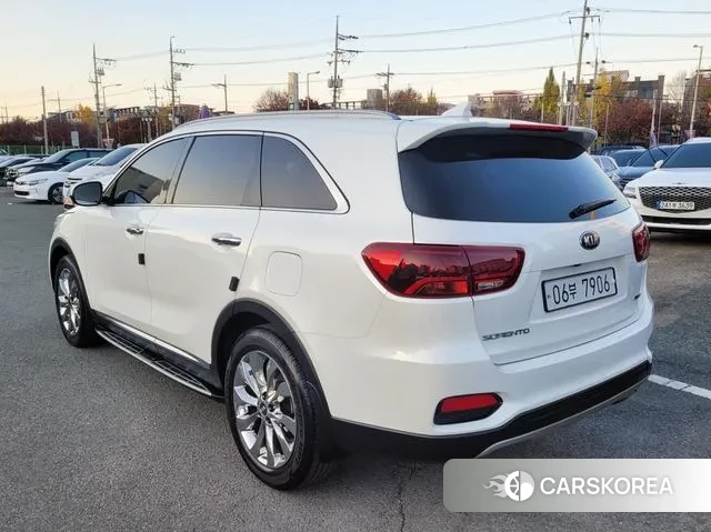 Kia The New Sorento id 3380639 из Кореи 17