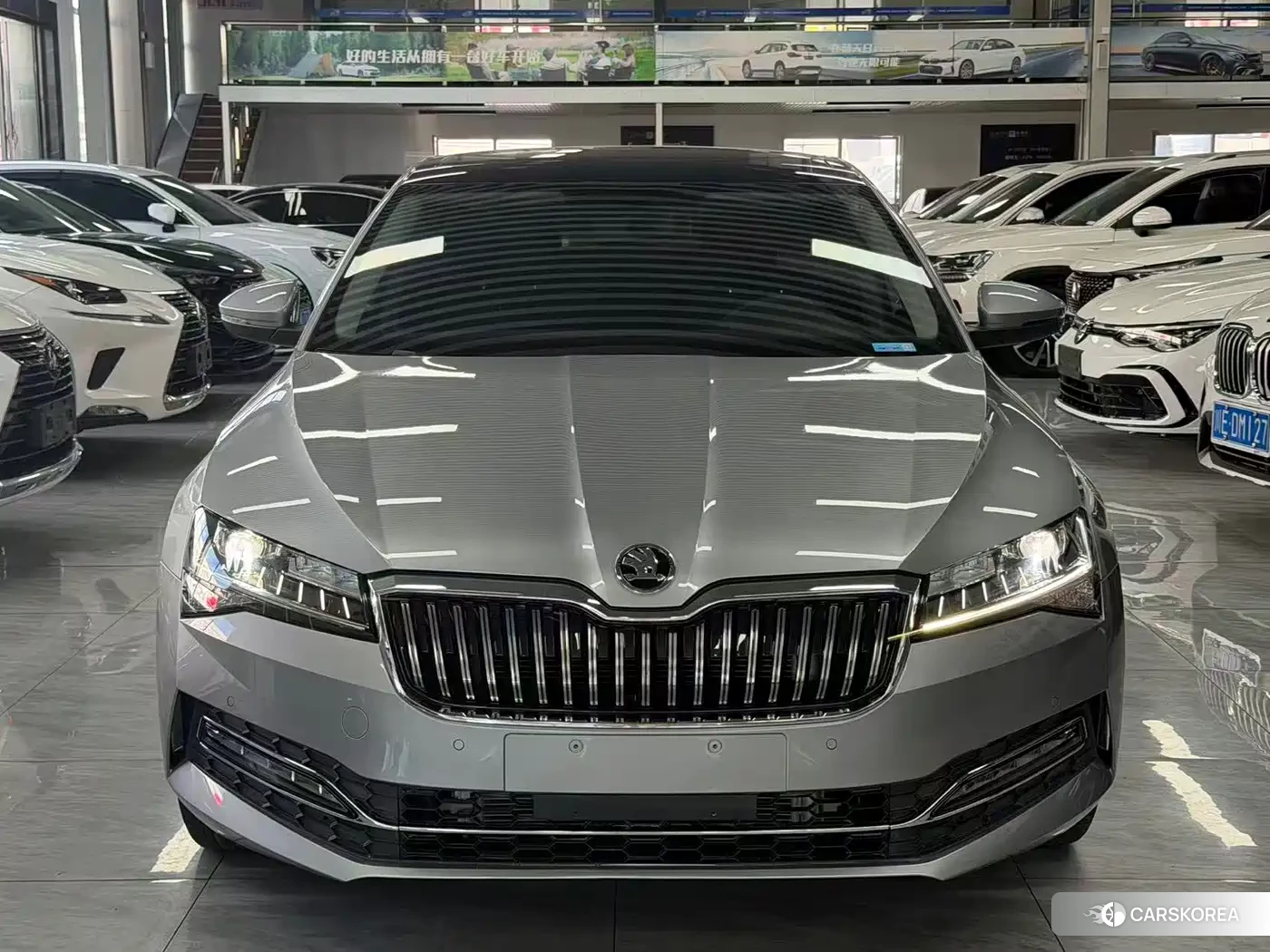 Skoda Superb id 4680659 из Китая 9