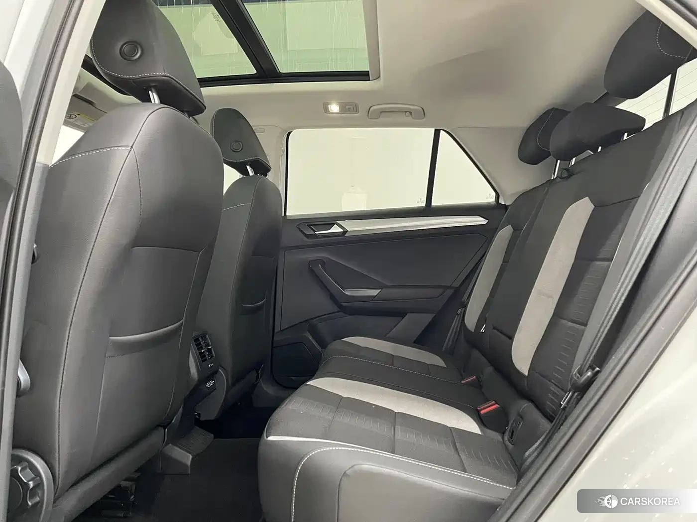 Volkswagen T-ROC exploring Songs id 4553658 из Китая 15
