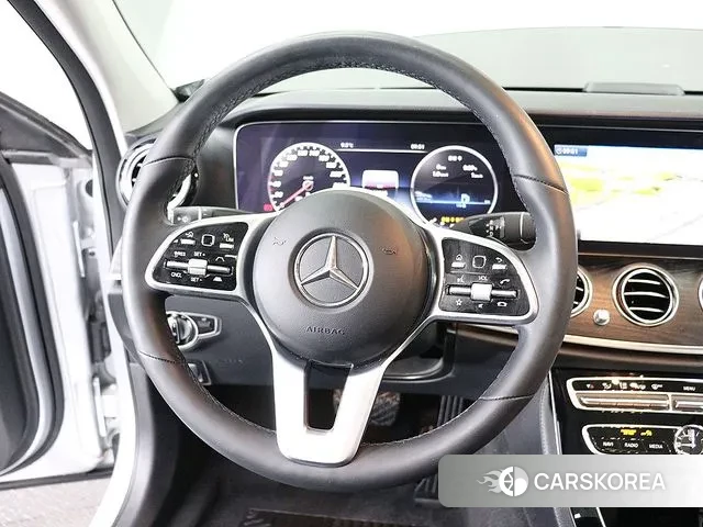 Mercedes-Benz E-Class W213 id 3621712 из Кореи 17