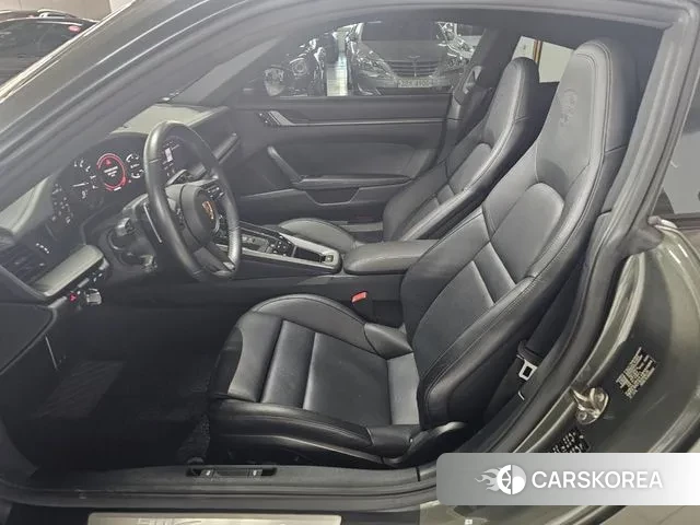 Porsche 911(992) id 3399186 из Кореи 15