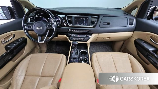 Kia The New Carnival id 4568732 из Кореи 17