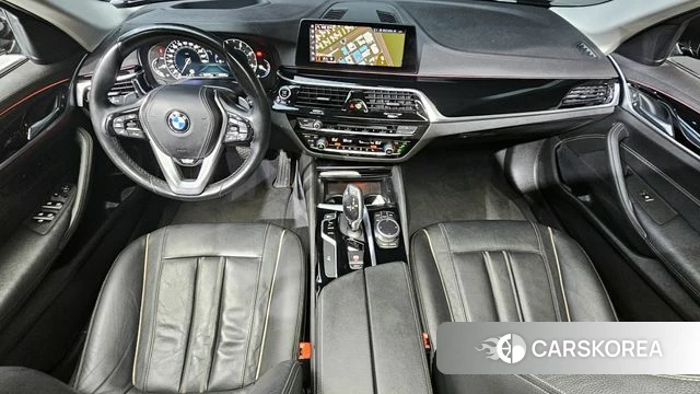 BMW 5 Series (G30) id 3873423 из Кореи 17